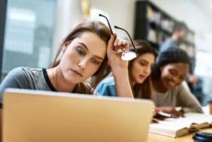 Errores comunes al elegir una carrera después del bachillerato