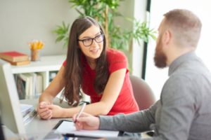 Cómo investigar una carrera antes de tomar una decisión