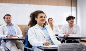 Carreras mejor pagadas para jóvenes en Latinoamérica 1 Carreras mejor pagadas para jóvenes en Latinoamérica