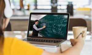 ¿Universidad presencial, virtual o híbrida? Ventajas y desventajas